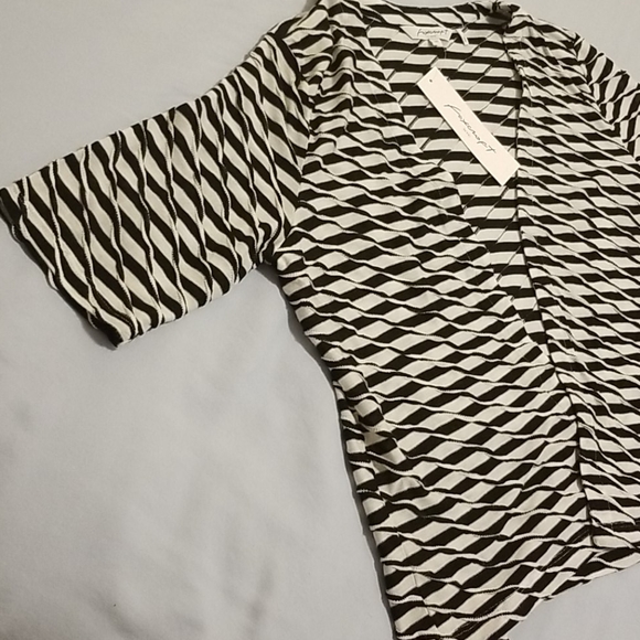 Jacket - Picture 2 of 4